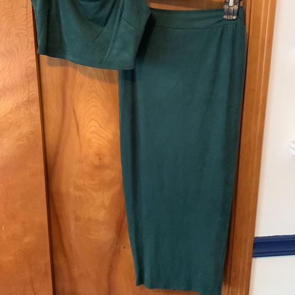 Windsor 2 piece set - Picture 3 of 12